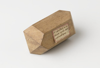 M 11816
<br/>
Chaux carbonatée prismatique 2° résultat
<br/>
<em>Häuy, René Just</em>